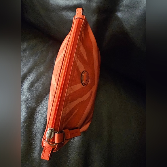 Coach Tangerine Chevron Nylon Makeup bag EUC - Picture 6 of 14